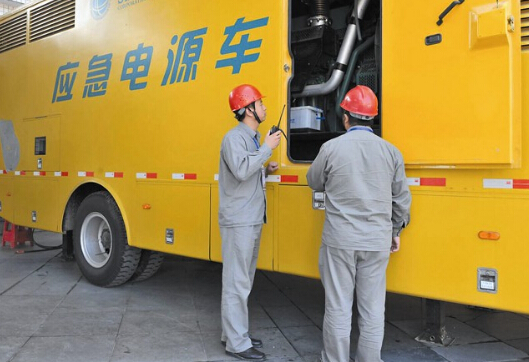 罗定如何清理被灰尘覆盖的机油散热器？
